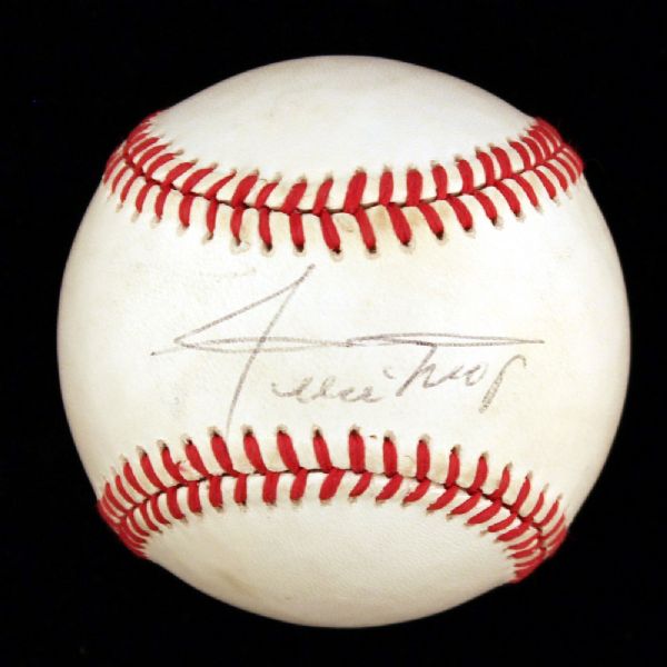 WILLIE MAYS SIGNED ONL BASEBALL