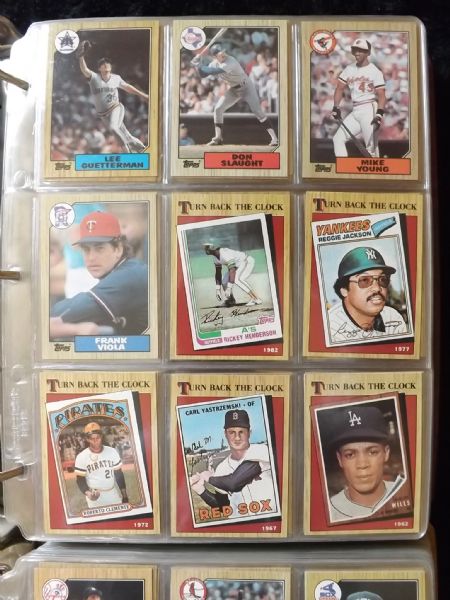 LOT OF 2 - 1987 TOPPS COMPLETE SETS W/BINDERS