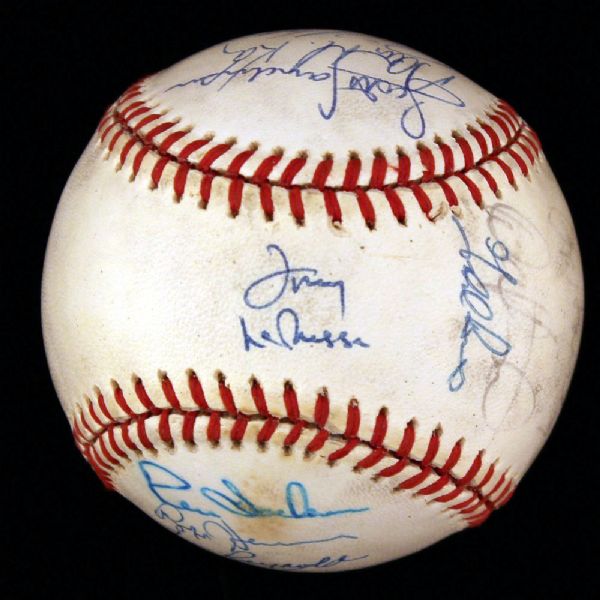 1990 OAKLAND A'S (AL CHAMPS) TEAM SIGNED OAL BASEBALL