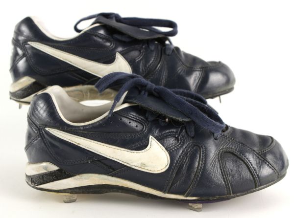 1990-96 GREG VAUGHN MILWAUKEE BREWERS GAME WORN CLEATS