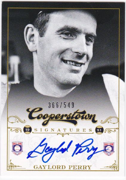 2012 PANINI COOPERSTOWN SIGNATURES HOF-GLD GAYLORD PERRY 366/549