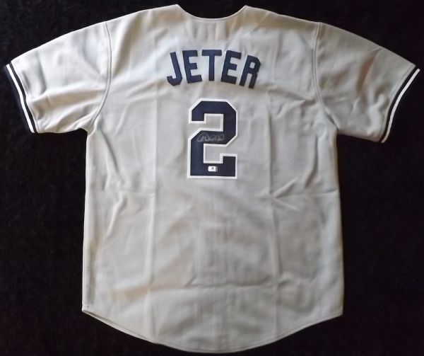 DEREK JETER SIGNED NEW YORK YANKEES JERSEY