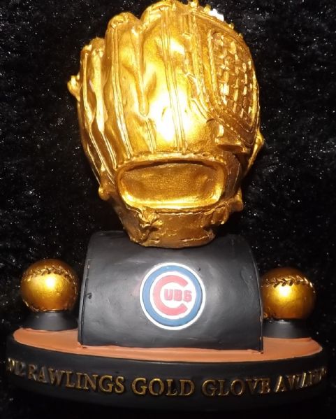 2013 DARWIN BARNEY LE RAWLINGS GOLD GLOVE AWARD REPLICA CUBS NIB