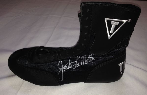 JAKE LAMOTTA THE RAGING BULL SIGNED BOXING SHOE