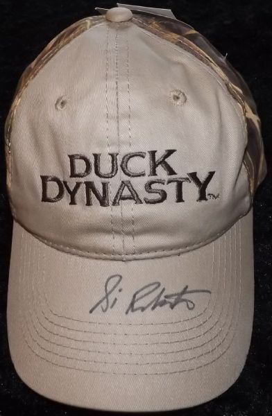 SI ROBERTSON SIGNED DUCK DYNASTY HAT