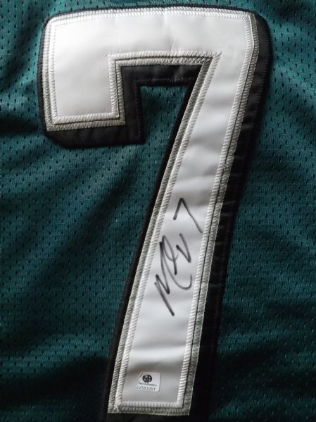 MICHAEL VICK SIGNED ON FIELD EAGLES JERSEY