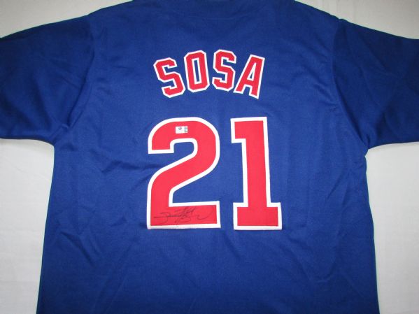 SAMMY SOSA SIGNED CHICAGO CUBS JERSEY