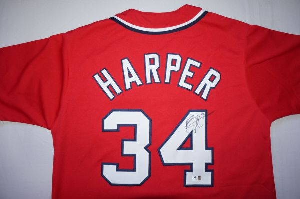 BRYCE HARPER SIGNED WASHINGTON NATIONALS JERSEY