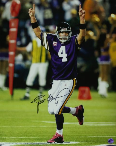 BRETT FAVRE SIGNED 16x20 VIKINGS PHOTO