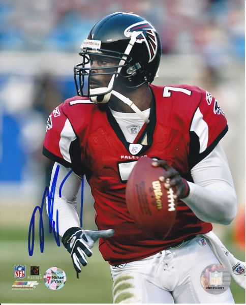 MICHAEL VICK SIGNED 8X10 PHOTO VICK HOLO