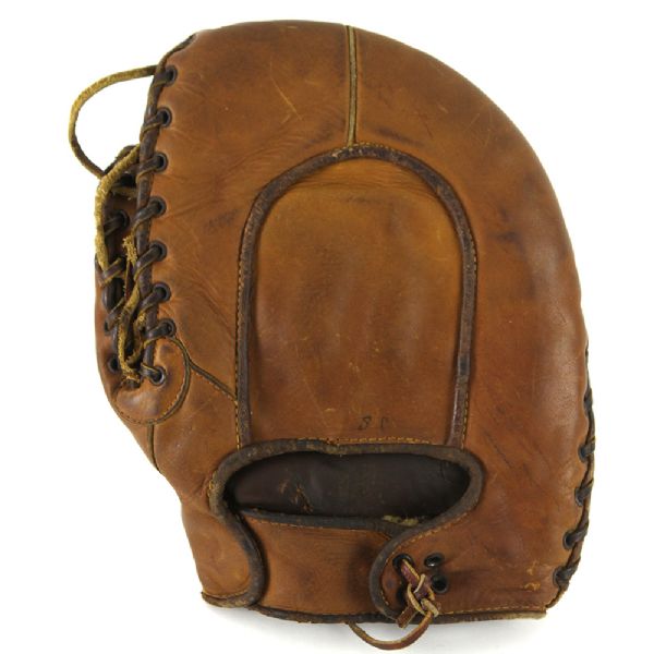 1920'S WILSON STORE MODEL FIRST BASEMAN'S MITT - GLOVE