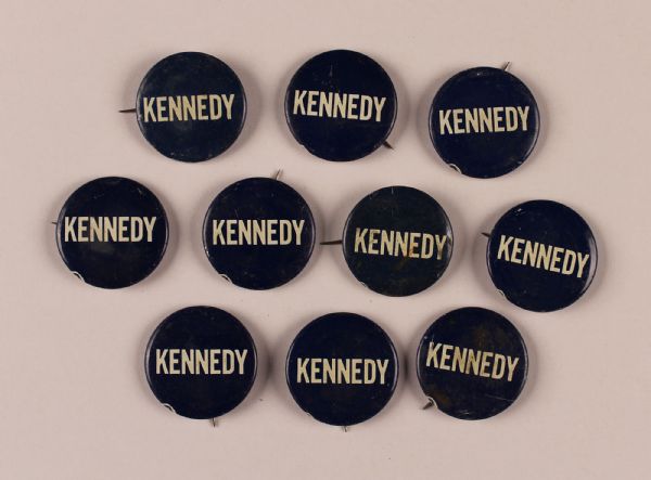 1968 ROBERT F. KENNEDY PRESIDENTIAL CAMPAIGN BUTTONS LOT OF 10 