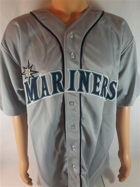 KEN GRIFFEY JR. SIGNED MARINERS JERSEY!