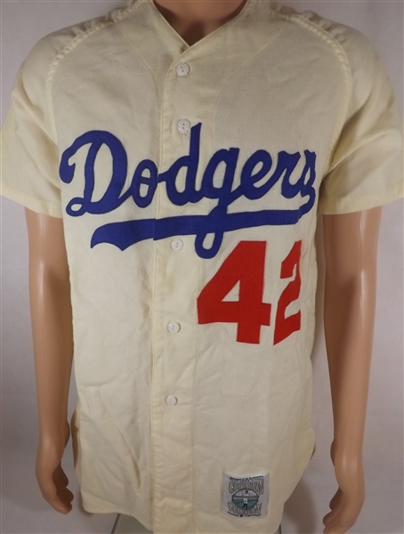 JACKIE ROBINSON MITCHELL & NESS BROOKLYN DODGERS JERSEY COOPERSTOWN COLLECTION