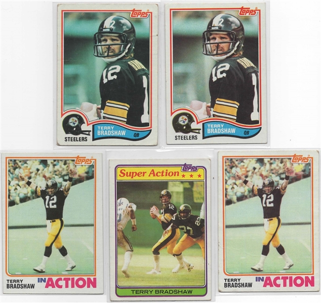 --TERRY BRADSHAW, LOT OF (5) TOPPS  FOOTBALL CARDS. PITTSBURGH STEELERS HOF.