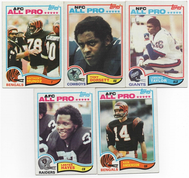 --1982 TOPPS FOOTBALL LOT OF (5)  ALL-PRO  TAYLOR,MUNOZ PLUS (3) MORE STARS.