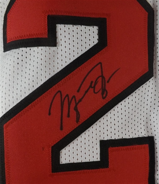 MICHAEL SIGNED CHICAGO BULLS JERSEY WHITE