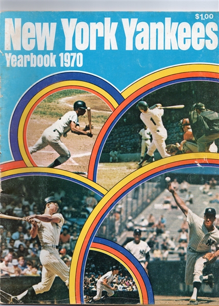 --1970 NEW YORK YANKEE'S BASEBALL TEAM OFFICIAL YEAR BOOK---