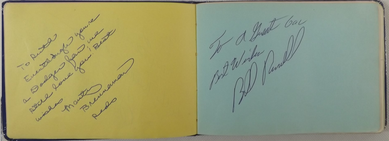 ---VINTAGE AUTOGRAPH BOOK FILLED WITH HOF'S KOUFAX ROBINSON GIBSON SUTTON BROCK & MORE