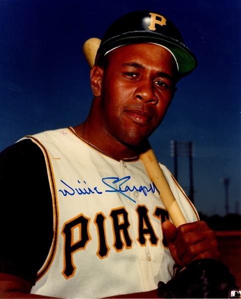 WILLIE STARGELL SIGNED 8X10 PHOTO HALL OF FAME PIRATES!