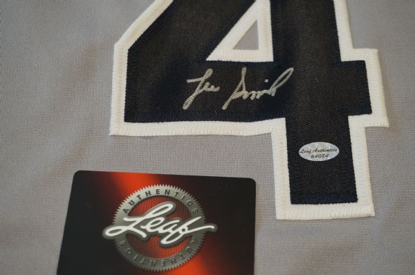 LEE SMITH SIGNED NEW YORK YANKEES JERSEY LEAF AUTHENTICS