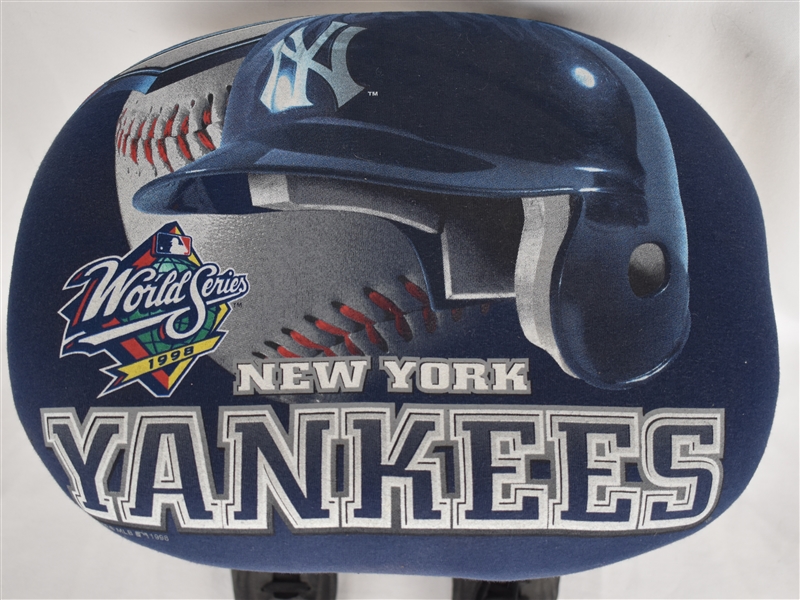 NEW YORK YANKEES 1998 WORLD SERIES STOOL W/ AUTHENTIC NIKE CLEATS