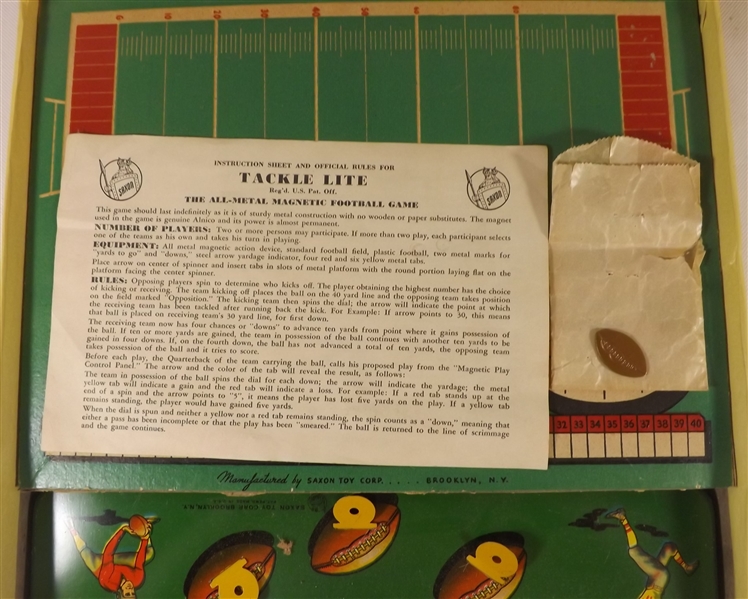 --VINTAGE TACKLE-LITE MAGNETIC ACTION FOOTBALL GAME 