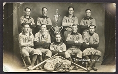 1912 BROWN KNITTING CO. FACTORY PHIL. BASEBALL TEAM PHOTO POST CARD